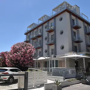 hotellátogatás