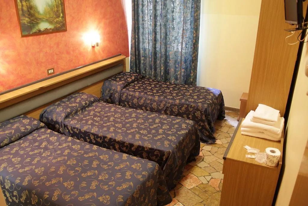 Hotel Del Sud Milan 0*,  Italy