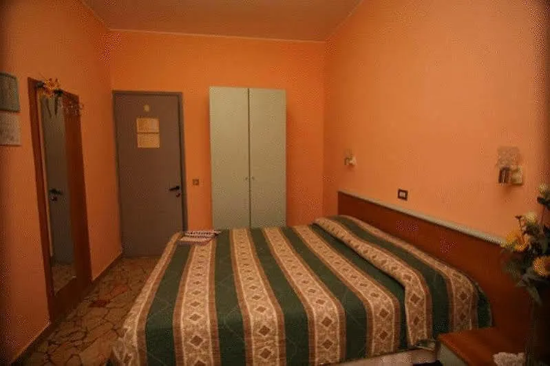 Hotel Del Sud Milan 0*,  Italy