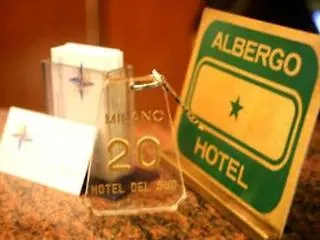 Hotel Del Sud Milano 0*,